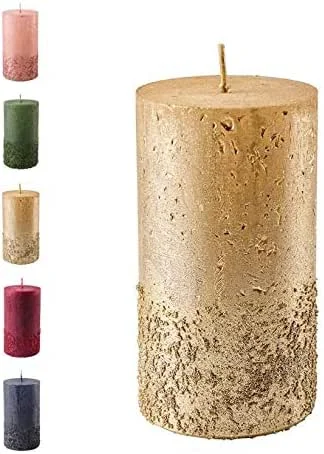 Besuche den Klocke Kerzen-Store Wunderschöne & Moderne Adventskerzen – 2 Stück - Rustikale Oberfläche - Kerzen, Stumpenkerzen - Weihnachten, Weihnachtskranz, Adventskranz (Creme, Gold, Höhe: 11cm) — Weihnachtsdeko