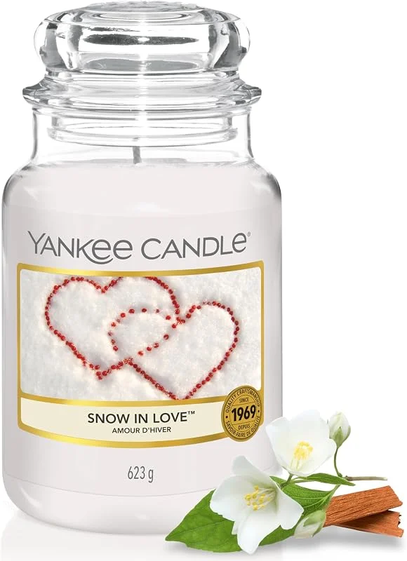 Besuche den Yankee Candle-Store Yankee Candle Duftkerze im Glas (groß), Snow In Love, Kerze mit langer Brenndauer bis zu 150 Stunden, Perfekte Geschenke für Frauen — Kerzenlicht Abendessen