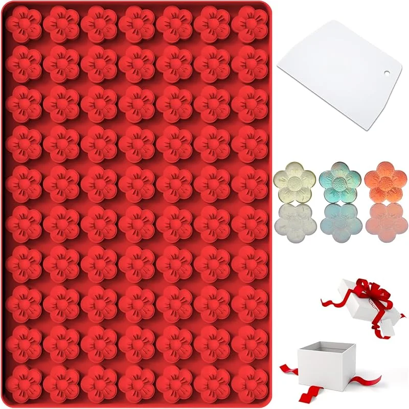 Marke: Amyandone Silikonform Blumenblüte, 70 Mulden, für Schokolade, Süßigkeiten, Gummi, Kekse, Gelee, Eiswürfel, essbare Blumen, Kuchendekoration, Wintersüß, mit Schaber — Weihnachtskueche