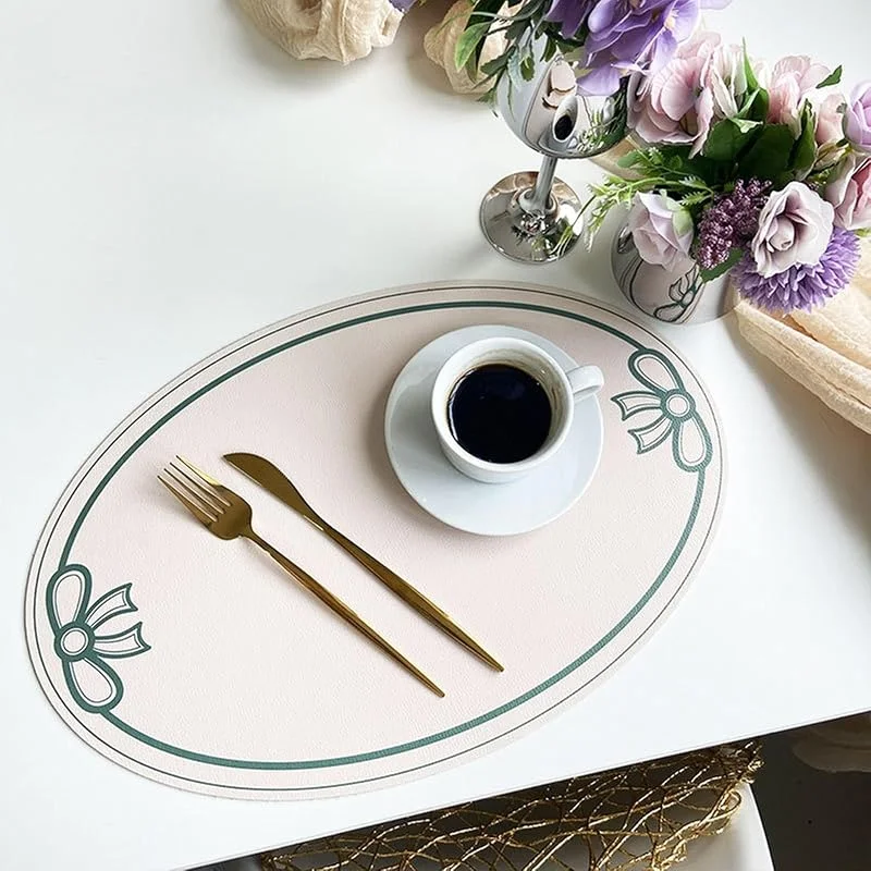 Besuche den Epinki-Store Epinki 2er Set Tischset Abwaschbar Personalisiert Oval 30x45CM, PU Leder Platzmatten Abwaschbar Weihnachten Bowknot Anti-Rutsch, Tischuntersetzer Vintage Grün für Tisch, Bar und Küche — Küche & Haushalt