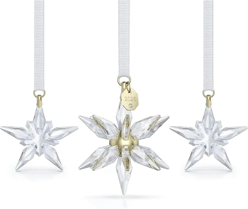 Swarovski Annual Edition 3D Ornament Set 2025, 3-teiliges Set mit Klaren Sternen, 773 Facetten und Weißem Ripsband, Großes Ornament: 6.1 x 4.6 x 4.6 cm, Kleines Ornament: 4.9 x 0.8 x 4.3 cm — Weihnachtsdeko