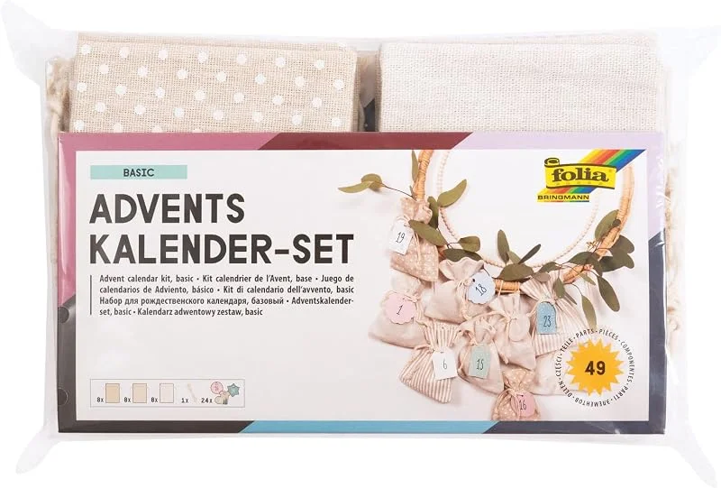 Besuche den folia-Store folia 64121 - Adventskalender Set, Basic mit Motivdruck, ca. 10 x 13 cm, 24 naturfarbene Stoffbeutel, aus Baumwolle und Polyester, inklusive Anhänger und Garn, Natur — Advent und Tisch