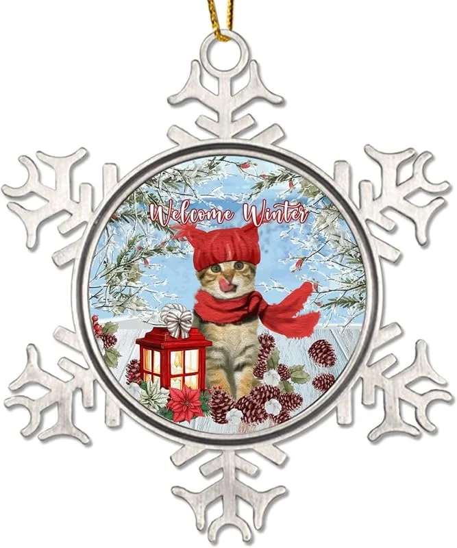 Marke: CowkissSign Weihnachtskatzen Willkommen Winter Weihnachtsbaum Hängende Ornament Winterblume Schnee Szene Weihnachtskranz Weihnachtsbaum Dekorationen 7, 6 cm Schneeflocke Metall Ornament Weihnachten Andenken — Weihnachtsdeko