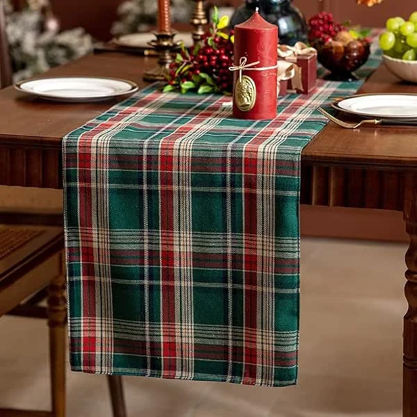 Marke: Generic Tischläufer im britischen Stil, kariertes Weihnachtsmuster, Schottenkaro, doppellagig, 33 x 183 cm, Grün und Rot — Küche & Haushalt