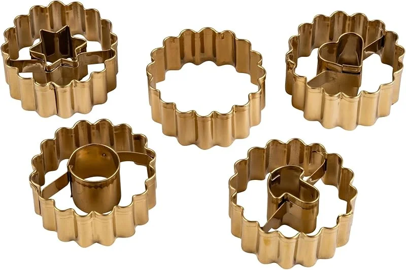 Marke: Dr. Oetker Dr. Oetker Holiday Joy Linzer Ausstechformen-Set 5-teilig Ø 3, 5 x 1, 5 cm — Weihnachtskueche