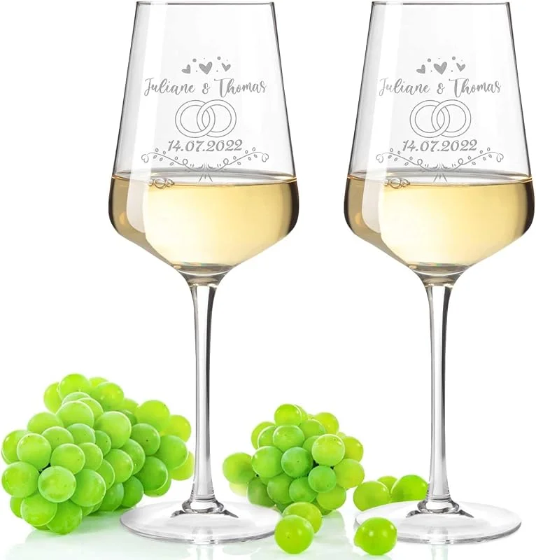 Besuche den GRAVURZEILE-Store GRAVURZEILE Weißweingläser mit Gravur - Frame Love im Set - Personalisiert mit Namen & Datum - Geschenk zur Hochzeit, Verlobung & Jahrestag - Geschenke für Sie & Ihn — Wein und Festtafel