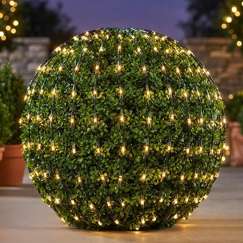 Besuche den Spetebo-Store Spetebo LED Lichterkette für Buchsbaum Kugel mit 144 LED - Ø 120cm - Buchskugel Deko Lichternetz — Weihnachtsbeleuchtung