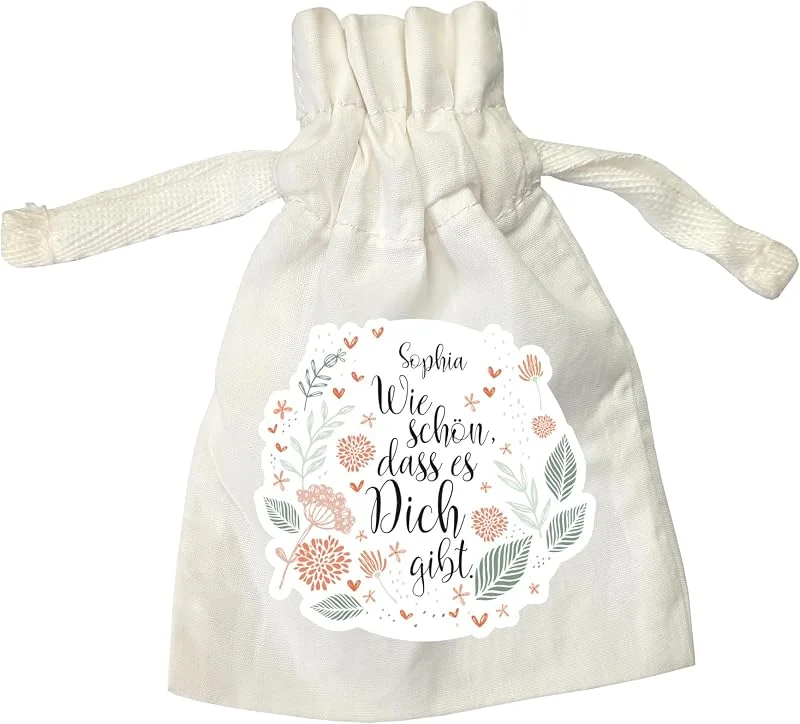 Besuche den Herz & Heim-Store Herz & Heim® Personalisierter Beutel aus Baumwolle für Geldgeschenke – Motiv & Name wählbar – Säckchen als Geschenkbeutel mit Kordelzug zum Geburtstag oder Abschluss (Wie schön, dass es dich gibt) — Geschenkverpackung