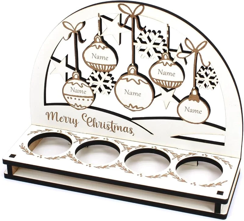 Besuche den DEKOLANDO-Store Schwibbogen Weihnachten mit Motiv Tannenbaumkugeln - personalisiert mit 5 Namen - für 4 Teelichter - Merry Christmas — Weihnachtsdeko